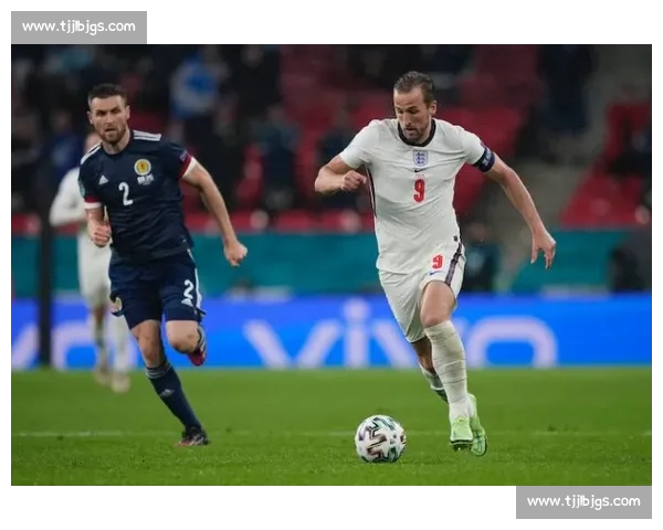 英格兰vs巴强强对话引爆焦点之战谁能主宰赛场走势悬念持续升级