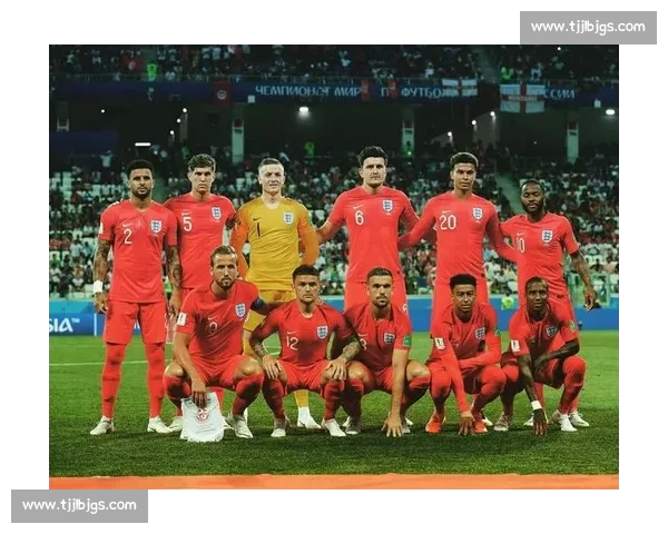 英格兰队与巴西队激战正酣 双方为世界杯荣誉拼尽全力